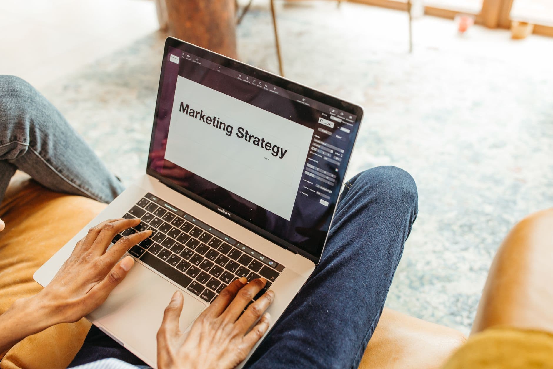 11 Digital Marketing Tips for Beginners That Actually Work in 2026 (Without a Huge Budget)