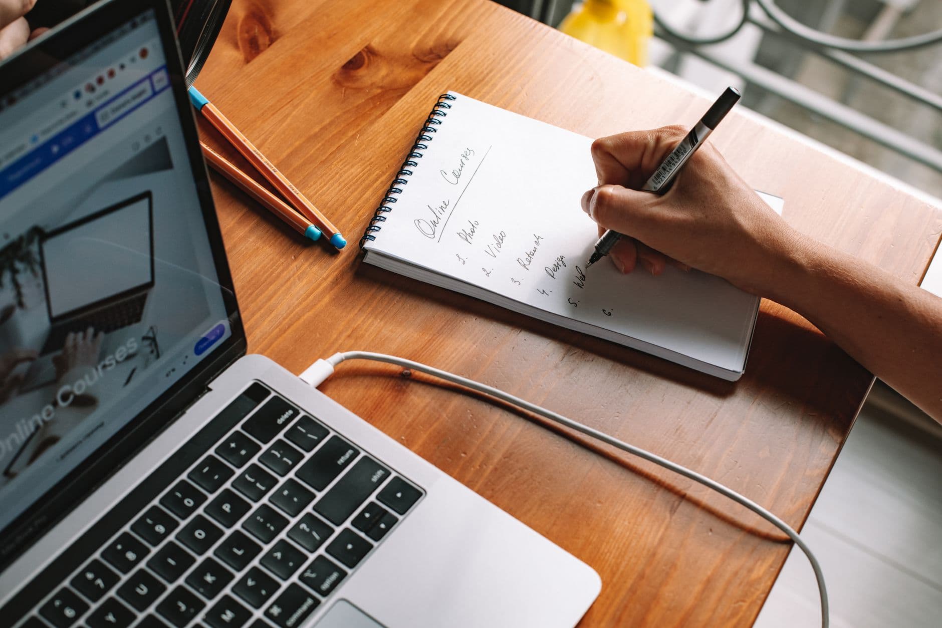 Digital Marketing Course vs Certificate vs Free Course: Which Is Worth It in 2026?
